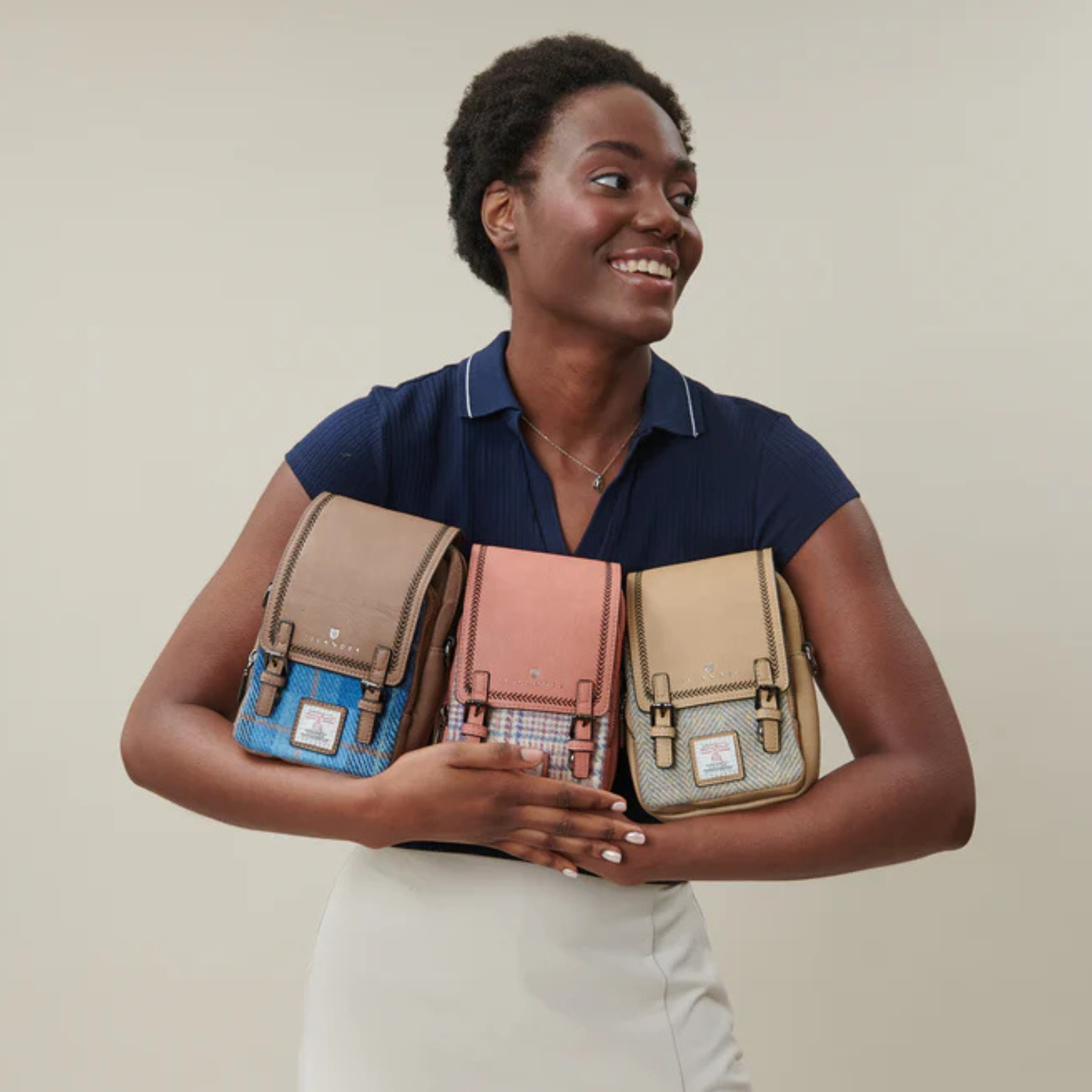 BAGS & PURSES