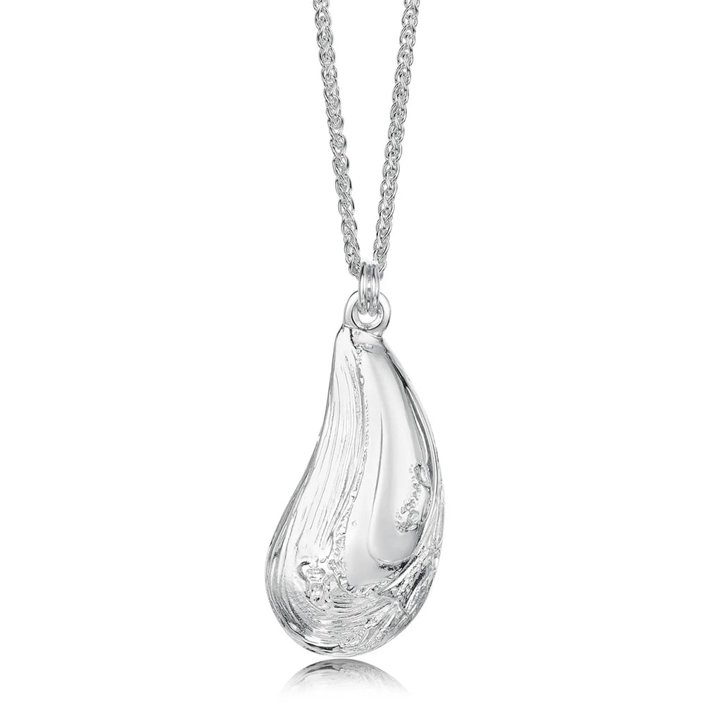 Sheila Fleet 'Medium Mussel' Pendant