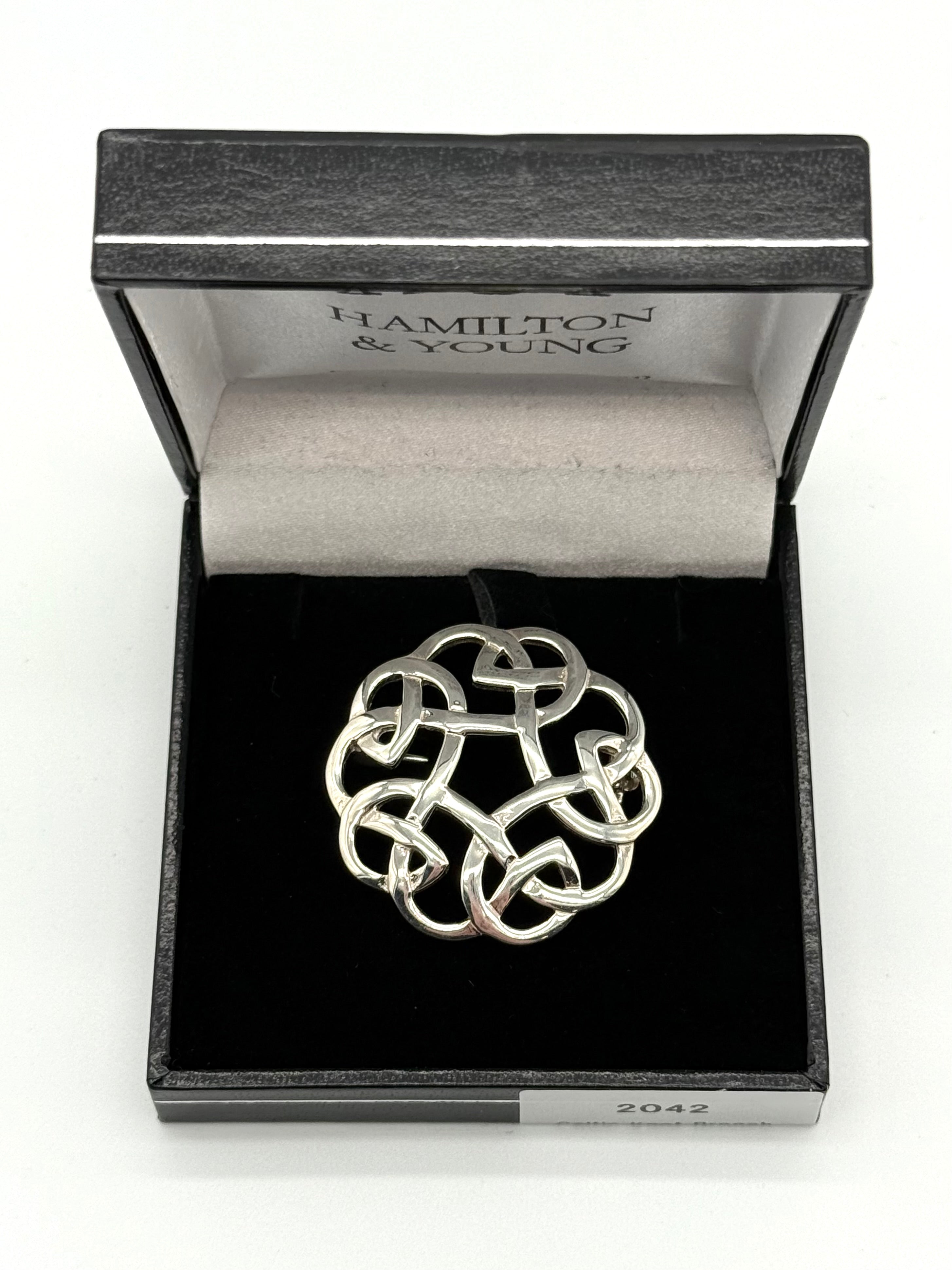 H&Y 'Celtic Knot' Brooch